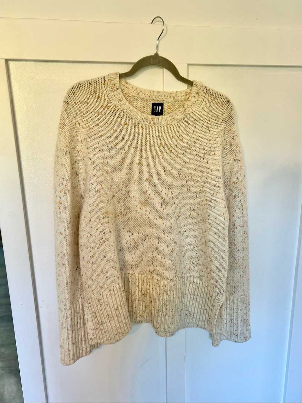GAP Cream Flecked Crewneck Sweater